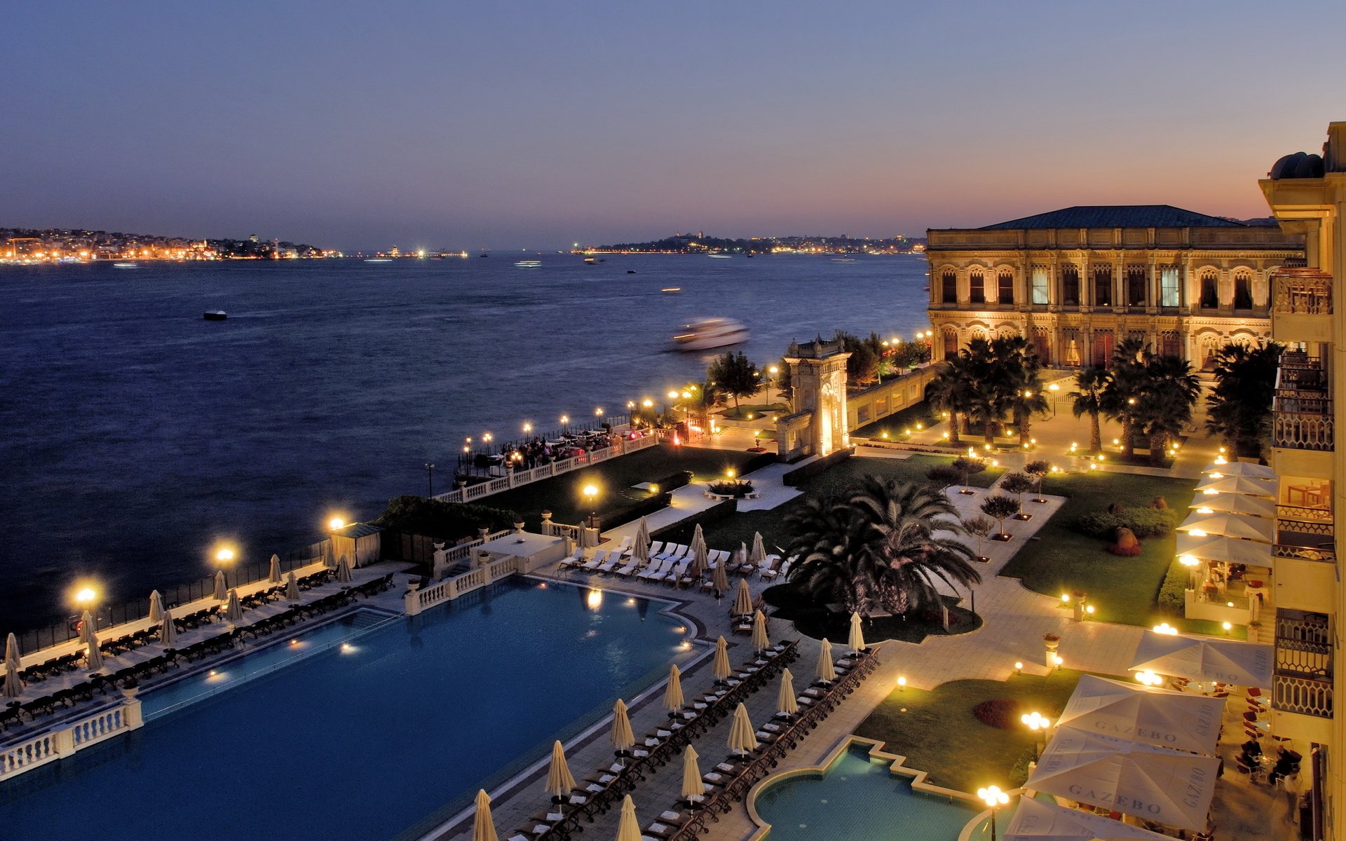 in riva al mare edificio vacanze città sera fiume acqua notte piscina hotel luci cielo notturno luci della città