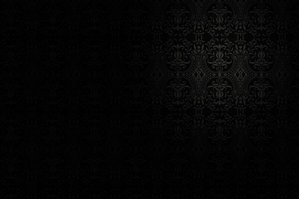 Modello minimalista su sfondo nero