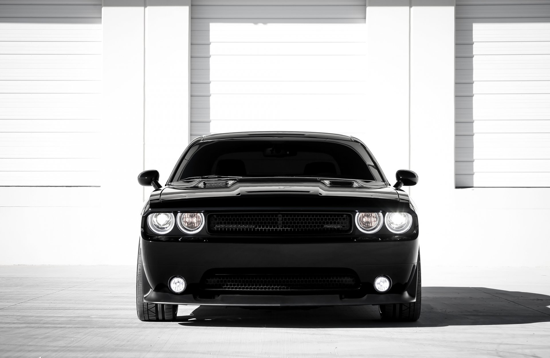 schivare challenger srt8 automobilismo esclusivo nero anteriore dodge challenger prima messa a punto