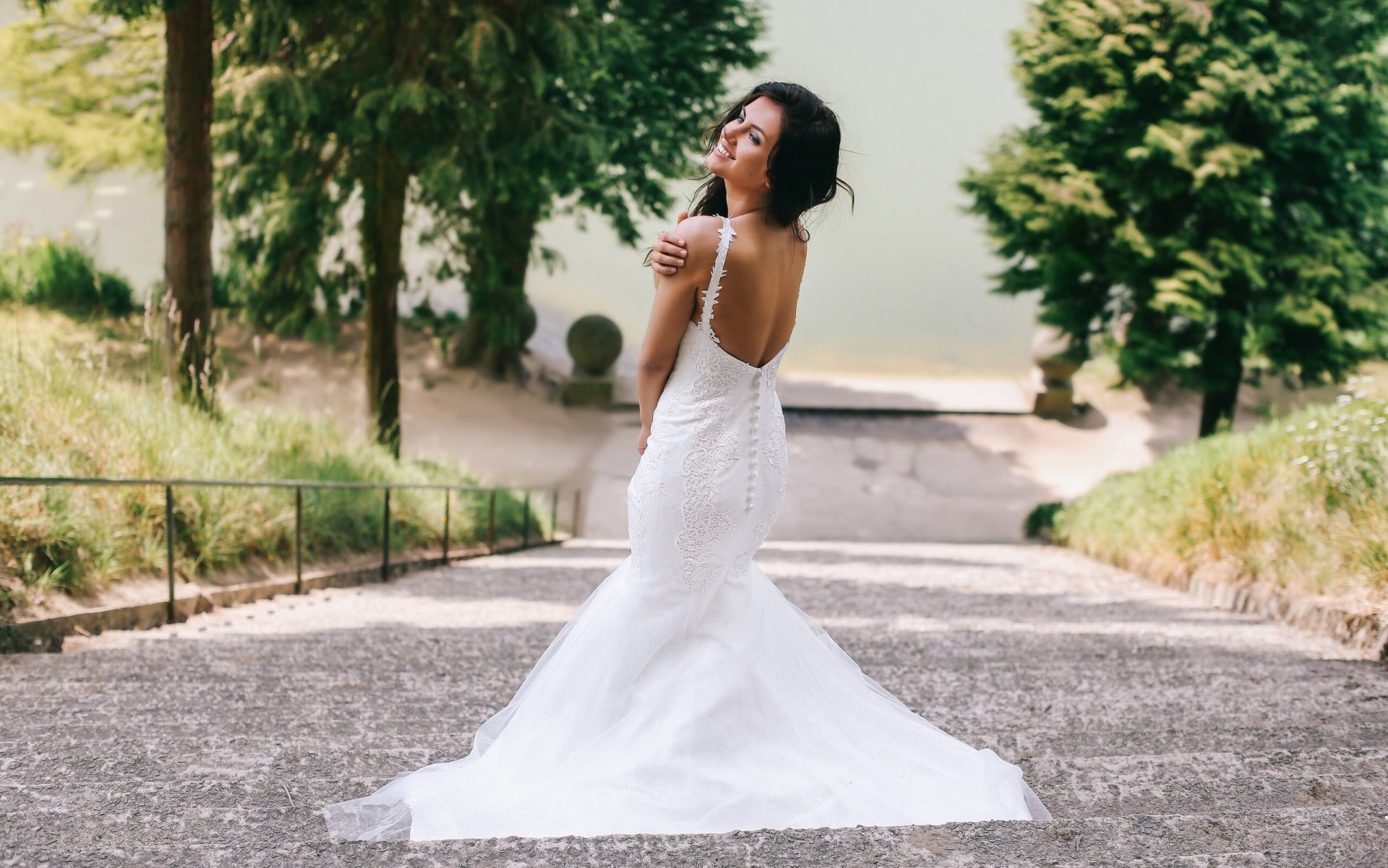 aurela skandaj abito da sposa abito scollatura umore scala