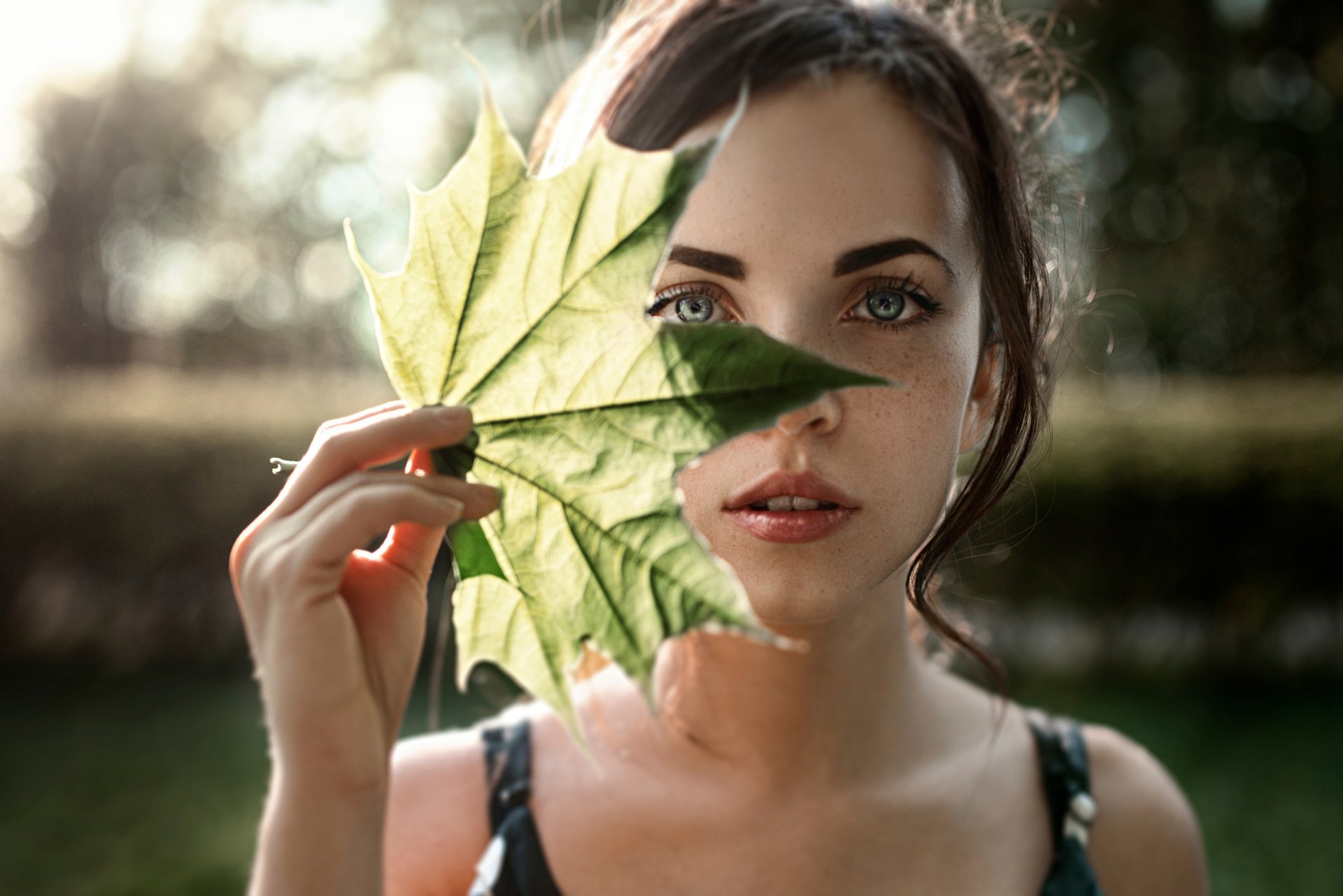 katya katyusha fascino ritratto foglia lentiggini george chernyadyev