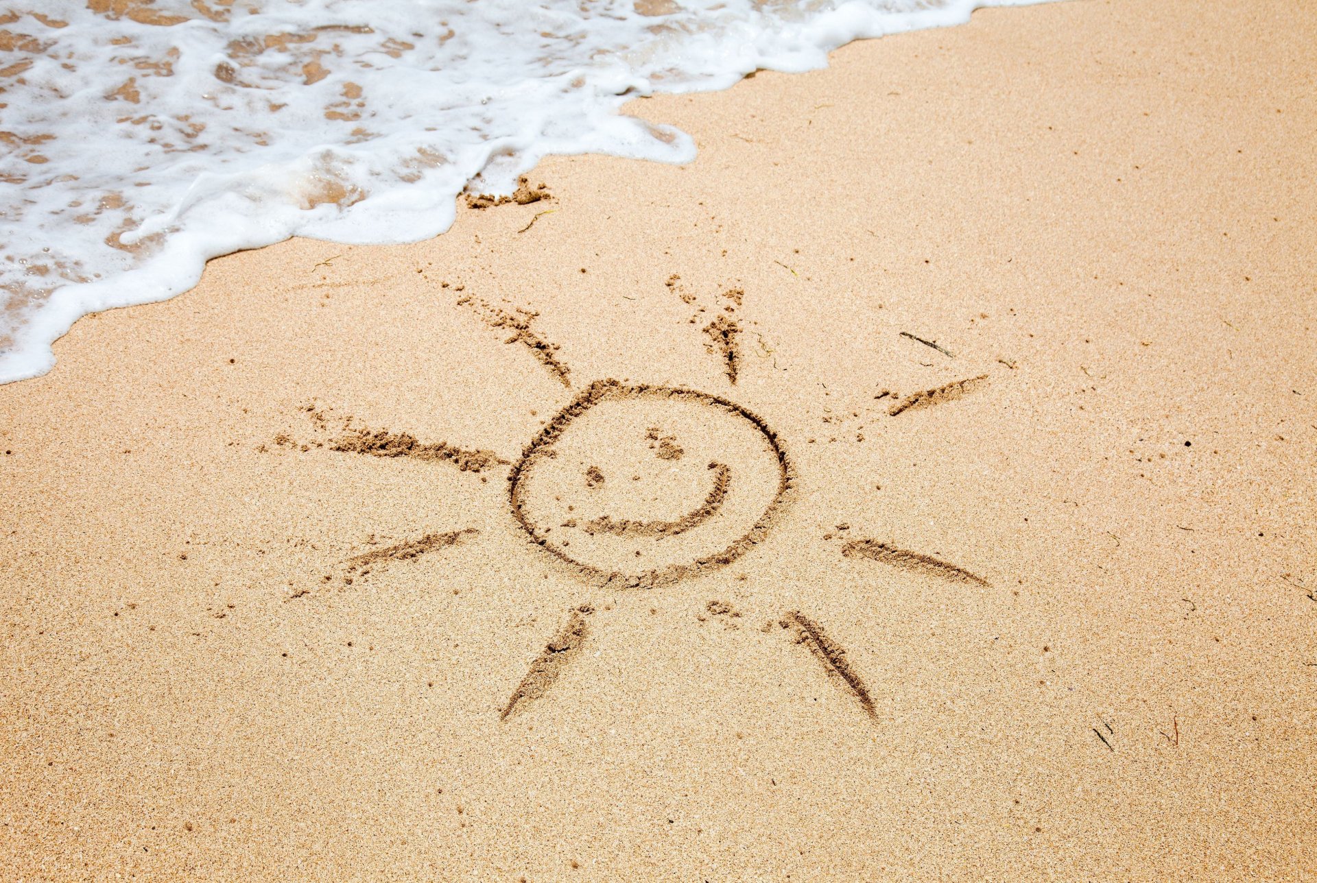 mood estate spiaggia sabbia sorriso sole sole figura mare acqua onda schiuma sfondo carta da parati widescreen schermo intero widescreen widescreen
