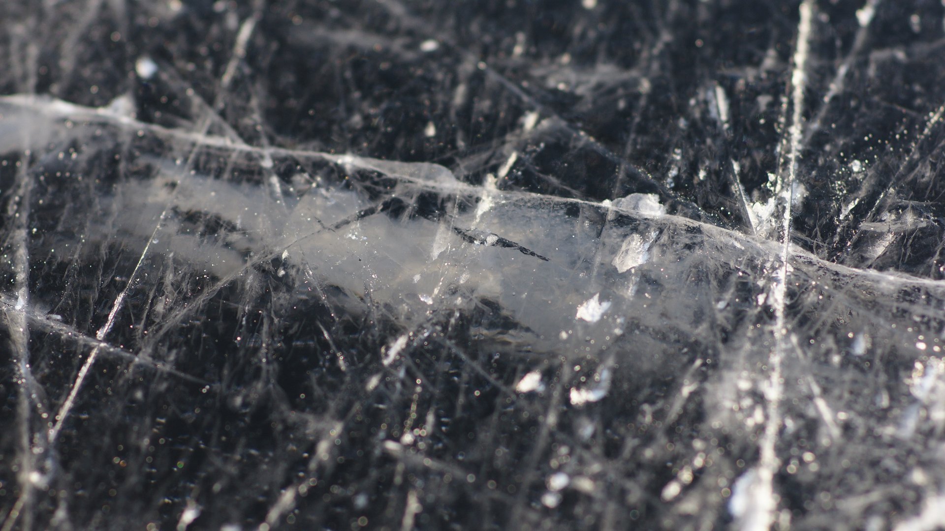 vetro crepe schegge grigio bianco luce