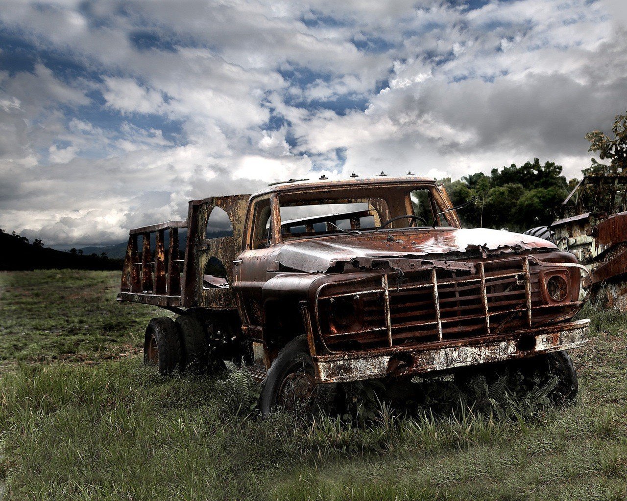 tristezza vecchiaia auto camion