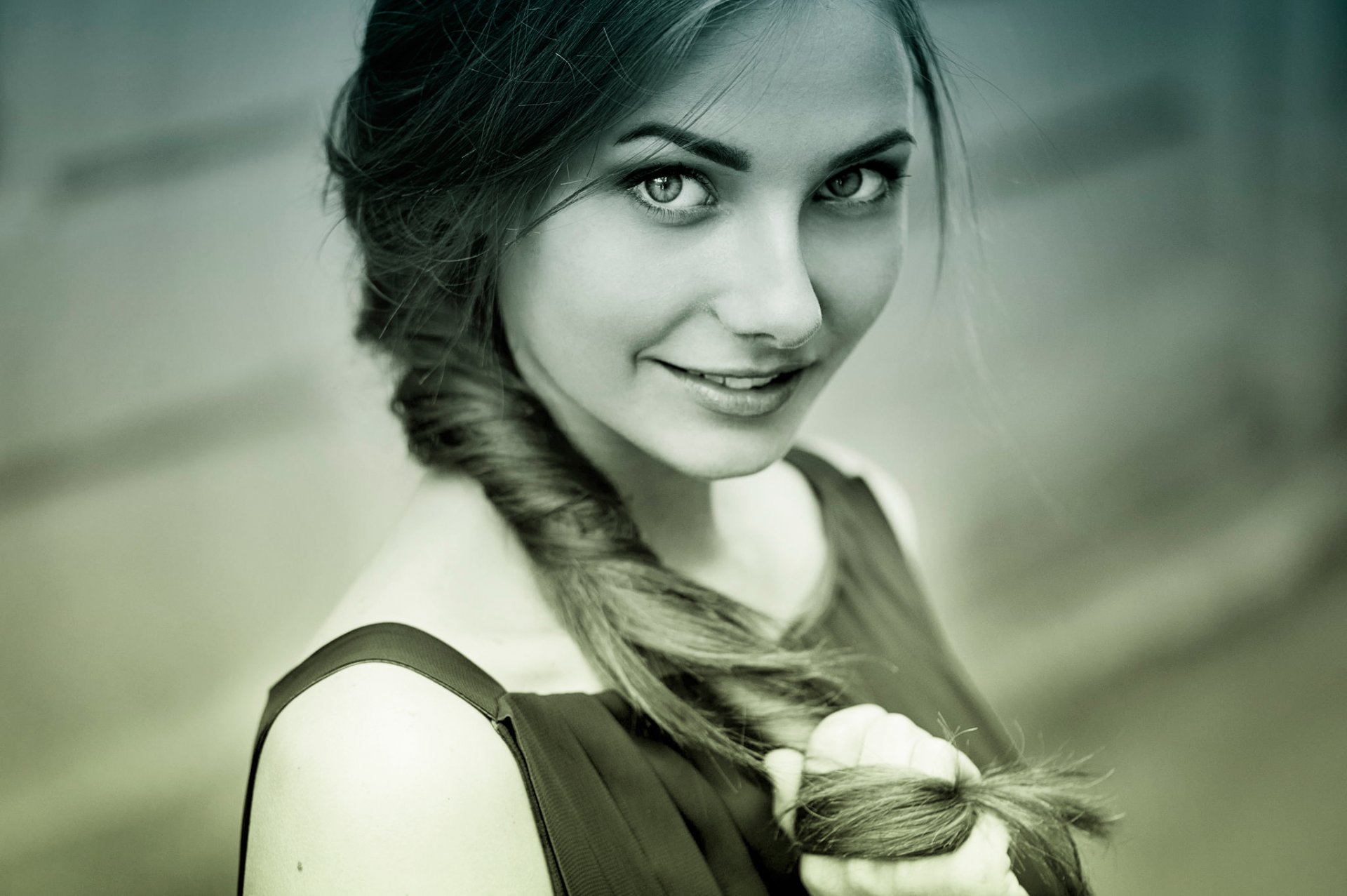 nadia ritratto sorriso luce naturale