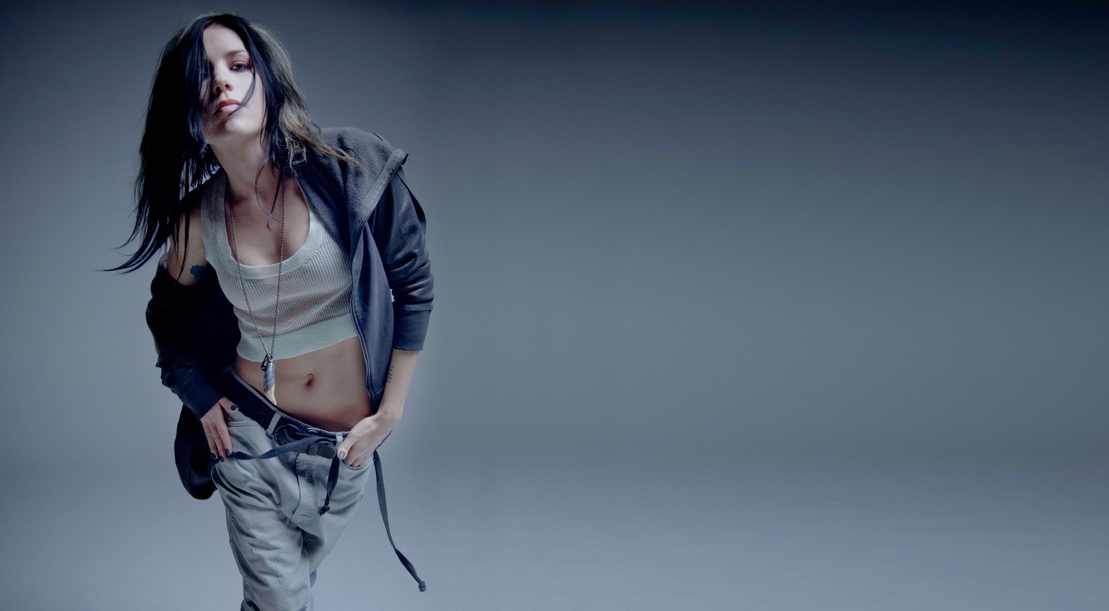 ♪ skylar gray holly brooke cantante americana cantautrice produttore musicale chitarrista pianista