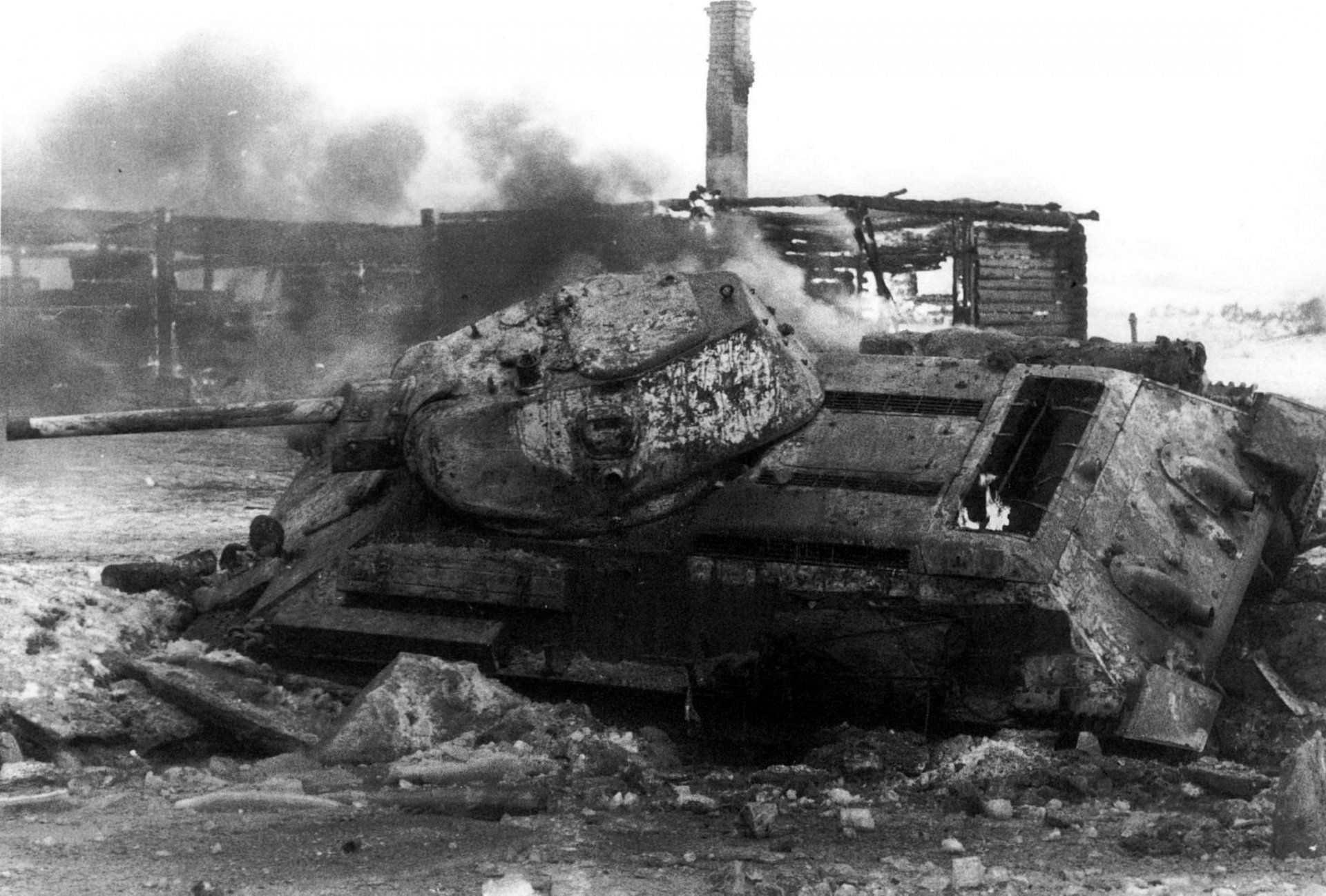 guerra carro armato fuoco t-34