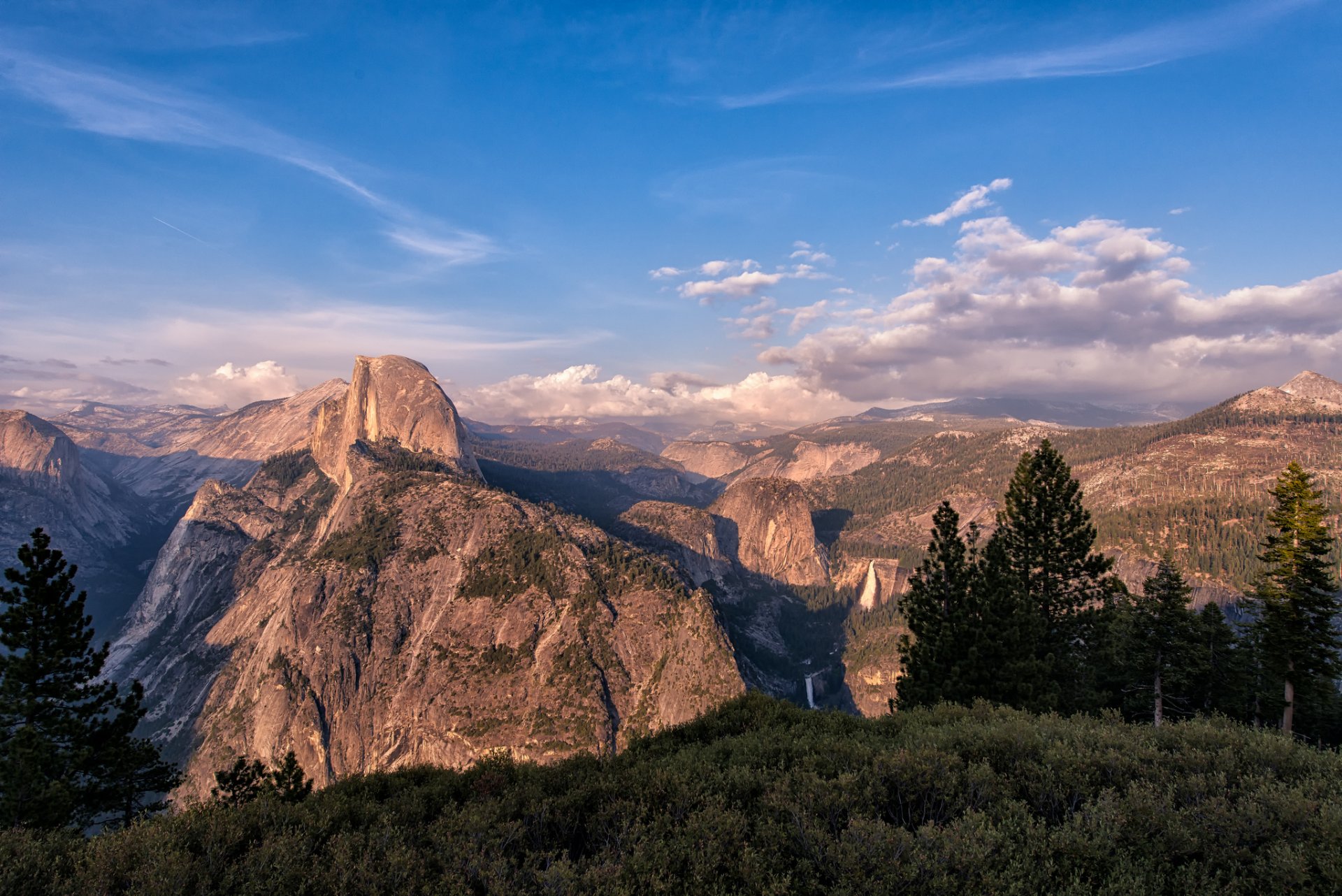 montagna vista altitudine foresta panoramica parco nazionale di yosemite california sierra nevada montagne valle